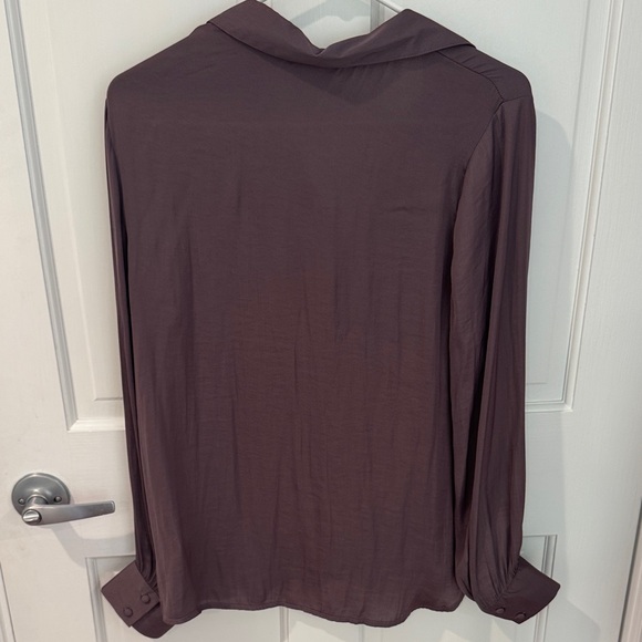 Kld Button-Down Blouse - Picture 2 of 4